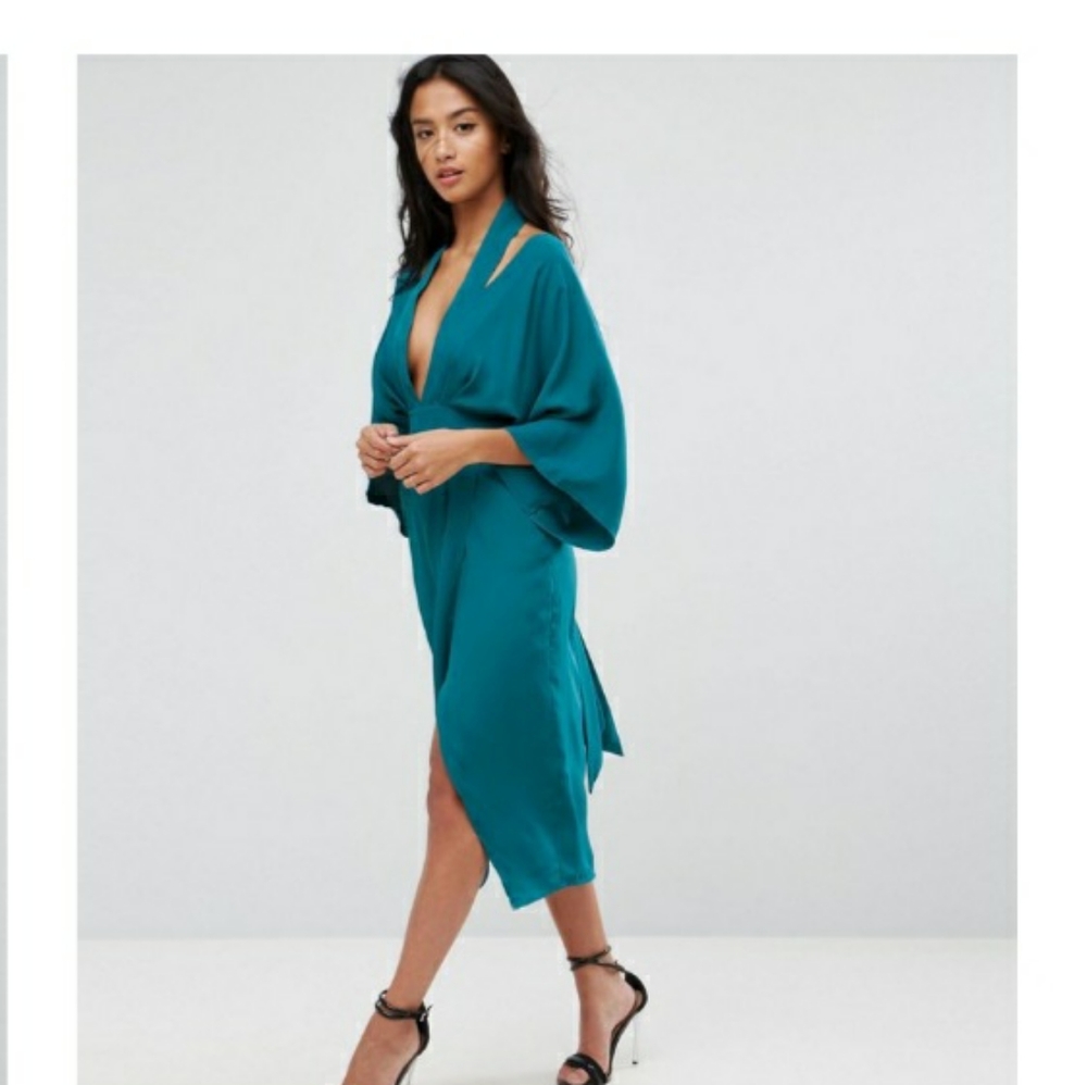 Kimino Sliced Midi Dress
